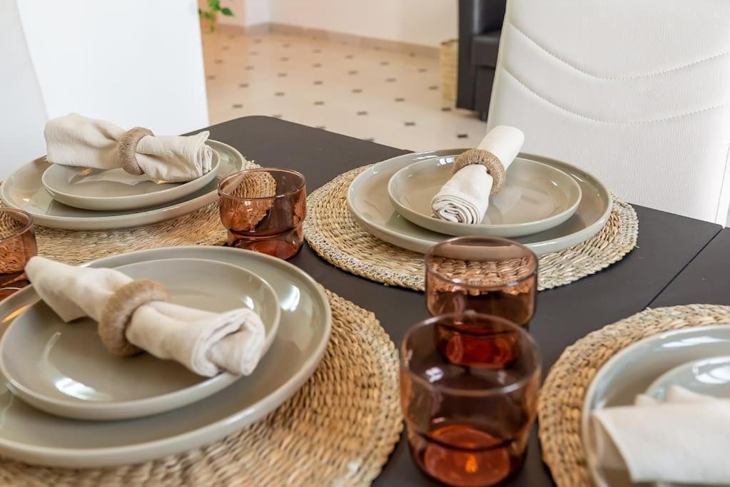 Lxr La Perla Renovated 2Hab. Apt Benalmádena Kültér fotó